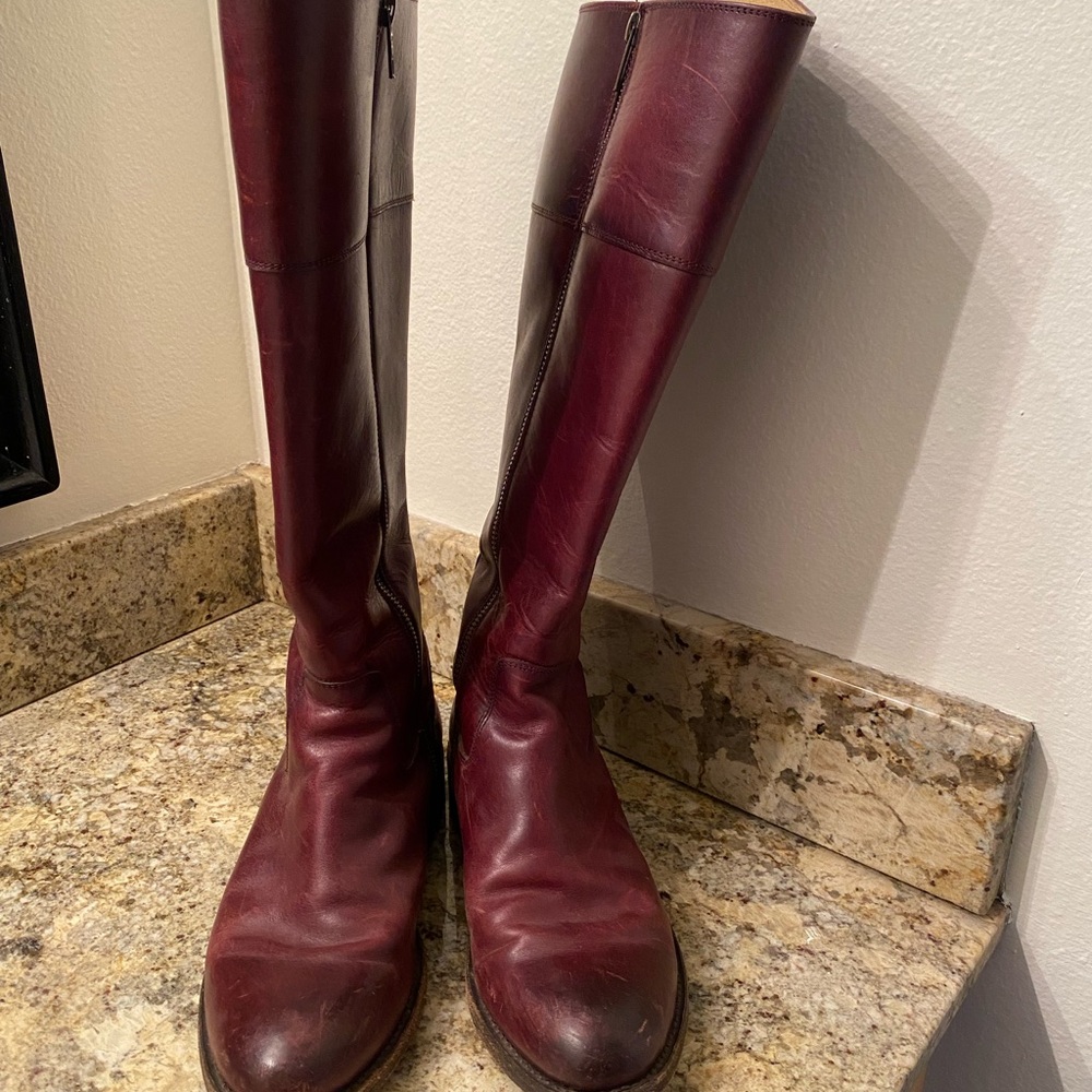 FRYE AND CO. Burgundy Leather Boots - Picture 5 of 7
